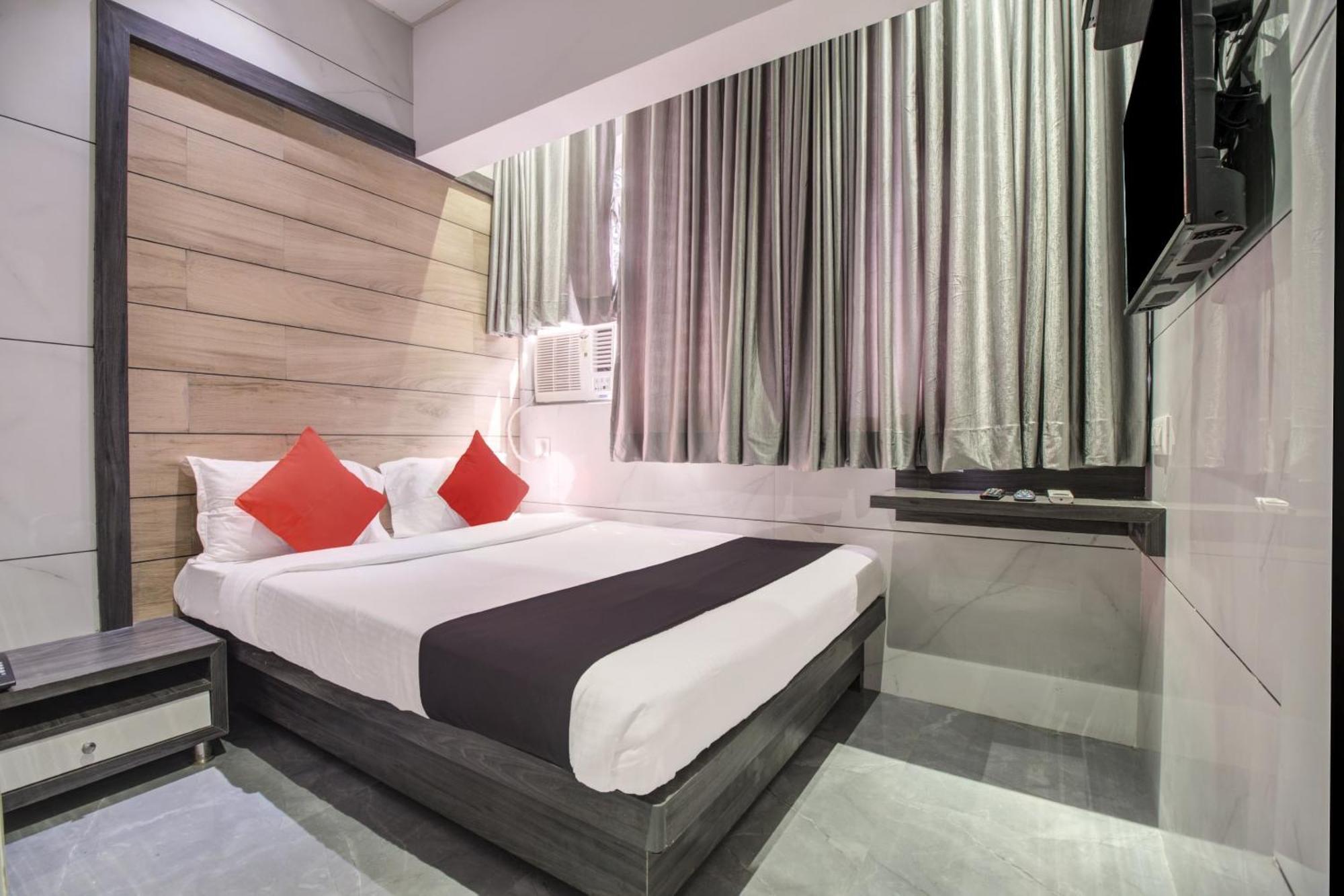 מומביי Hotel Spring Residency מראה חיצוני תמונה