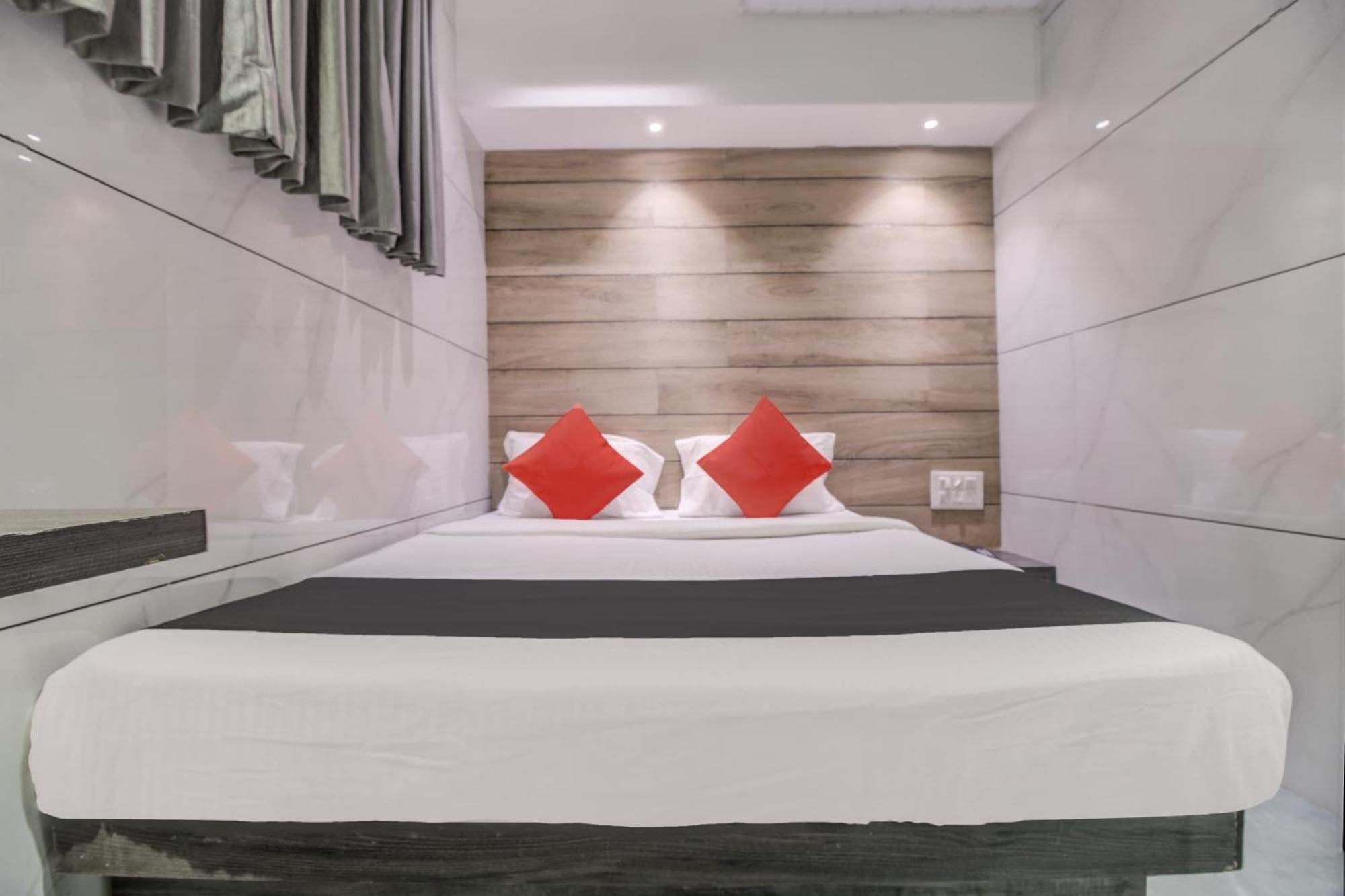 מומביי Hotel Spring Residency מראה חיצוני תמונה